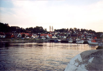 Bild ver Vitemlla hamn frn norra hamnpiren (norrearm).